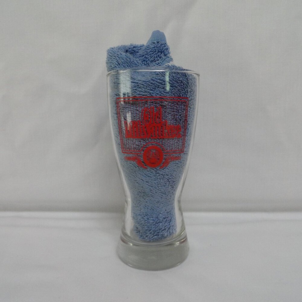 Vintage, Old Milwaukee bar draft beer glass